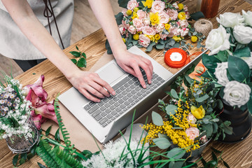 Different Kinds of Flower Arrangements